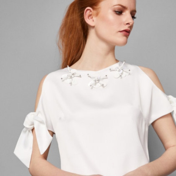 🍒NWT🍒 TED BAKER EMBELLISHED TOP - Picture 2 of 9